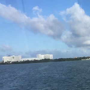 Meet your Posher, Ma